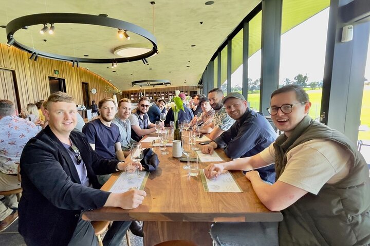 Melbourne: Yarra Valley Wine, Gin, Whisky and Chocolate Tour