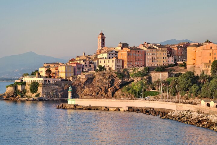 Private custom tour with a local guide in Bastia