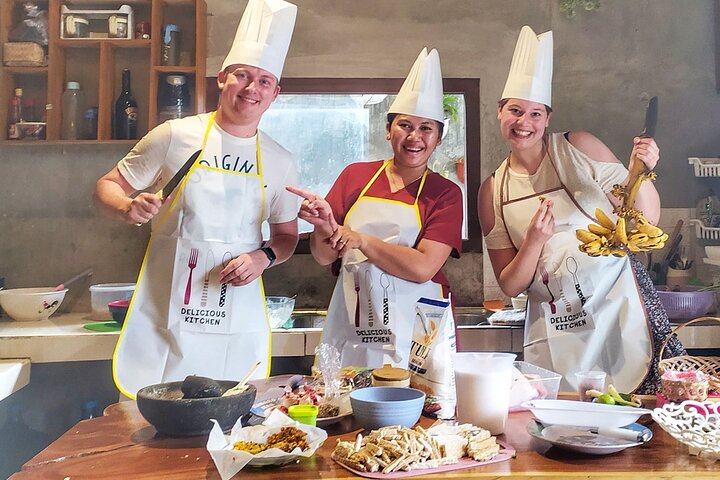 Yogyakarta Cooking Class and Market Tour