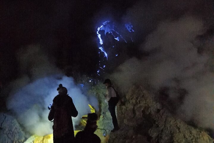 From Yogyakarta: Mount Bromo Sunrise and ijen crater Blue Fire - 3 Days