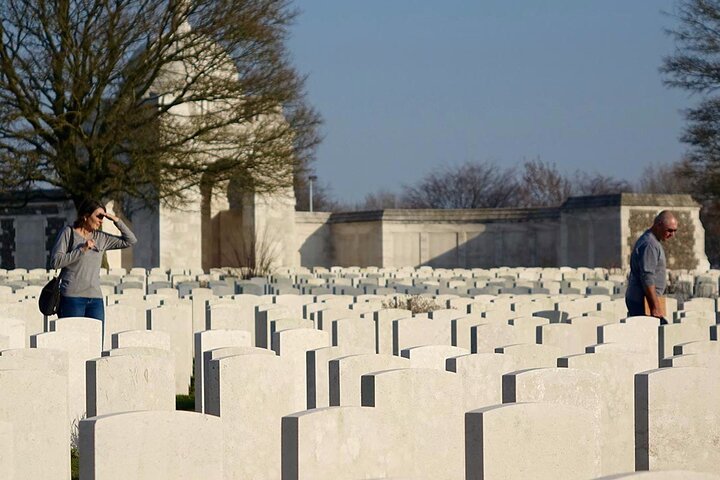 2 Day Australian Tour - from Arras