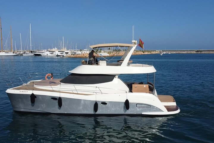 Puerto del Carmen: Catamaran Trip with Water Sports