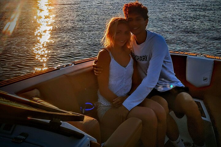 Luxury 2 Hour Sunset Tour Canandaigua Lake-Groups or Individuals