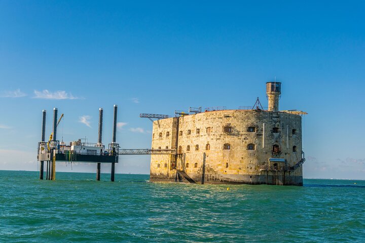La Rochelle Private Custom Private Walking Tour With a Guide