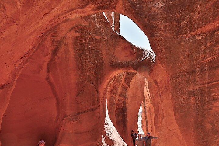 Peekaboo, Spooky and Dry Fork Slot Canyon Tour