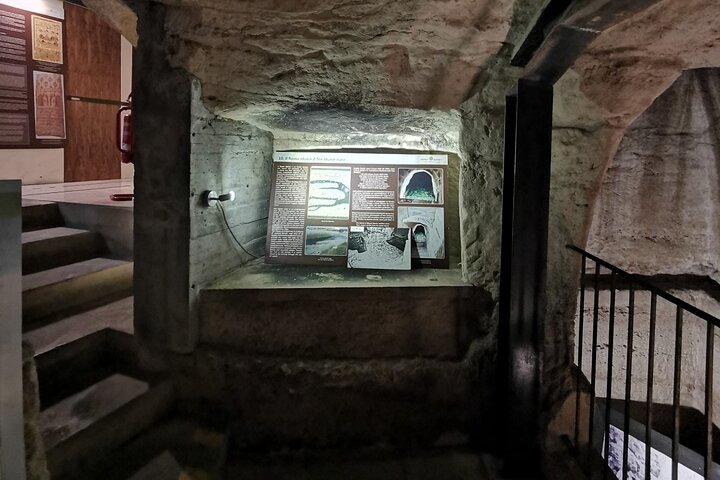 Tour of Lecce with a visit to the basement of the ancient synagogue