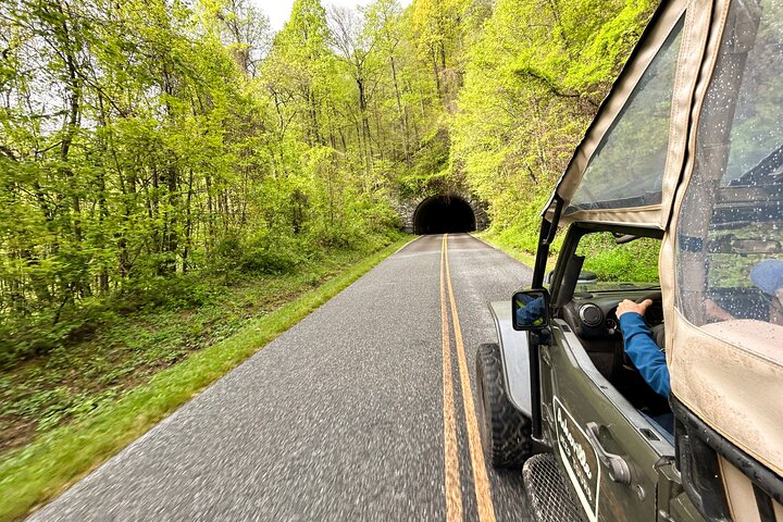 Blue Ridge Parkway Guided Jeep Tour