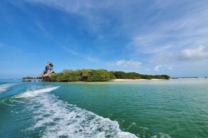 3 Islands tour Holbox . (Yalahau and more)