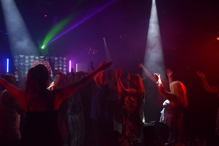 Salou: Bingo Bangas Party Night with Drinks
