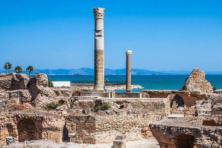 The charm of the capital: Carthage Sidi Bou Saïd and the Medina