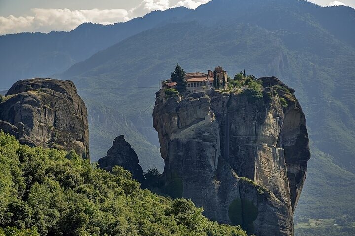 Private Tour of Meteora from Thessaloniki & Halkidiki