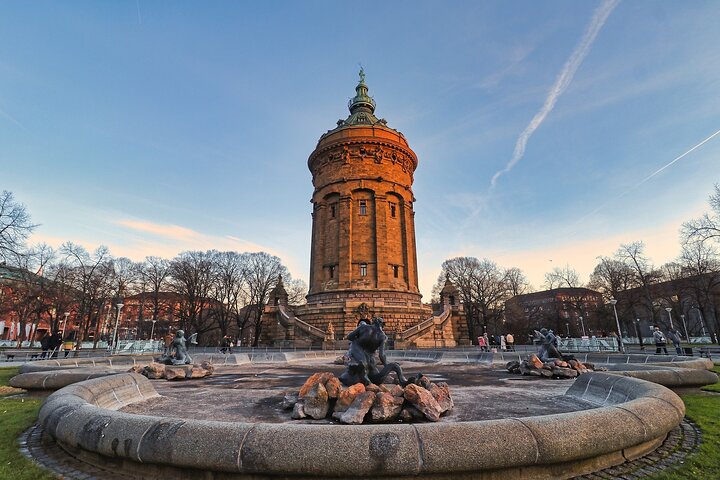 Explore Mannheim in 60 minutes with a Local