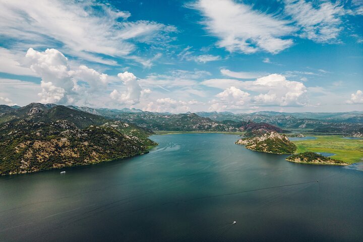 From Petrovac or Budva: Skadar Lake Cruise with Lunch