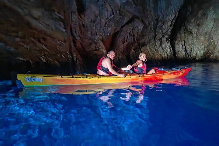 Kayak Trip to Hidden blue Cave, with lunch & fruits.