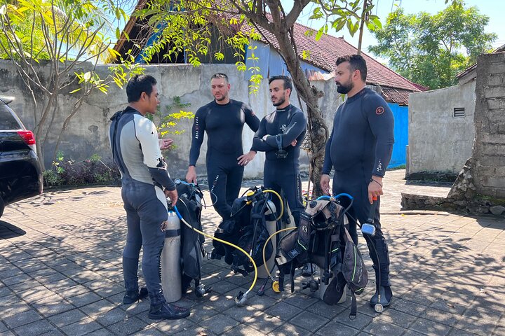 Tulamben Diving Tour Shipwreck USS Bali