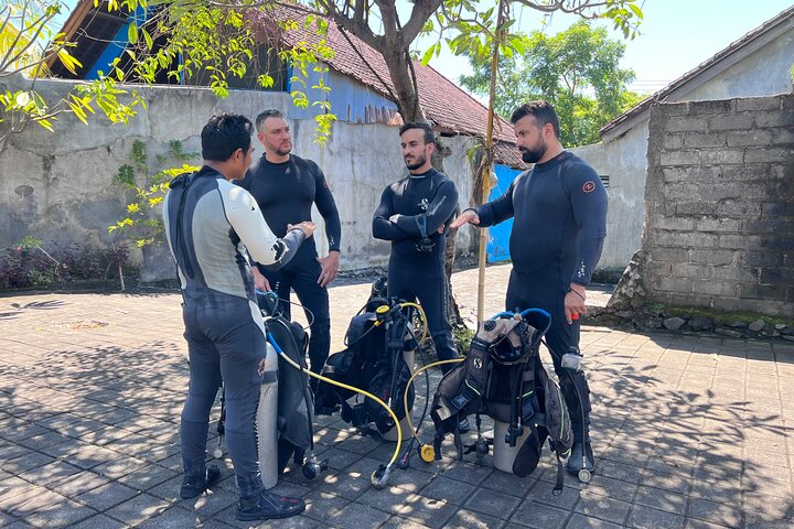 Tulamben Diving Tour Shipwreck USS Bali