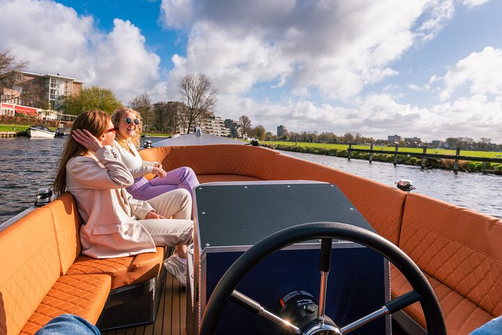 Private Electric Boat Rental in Haarlem (No License Required)