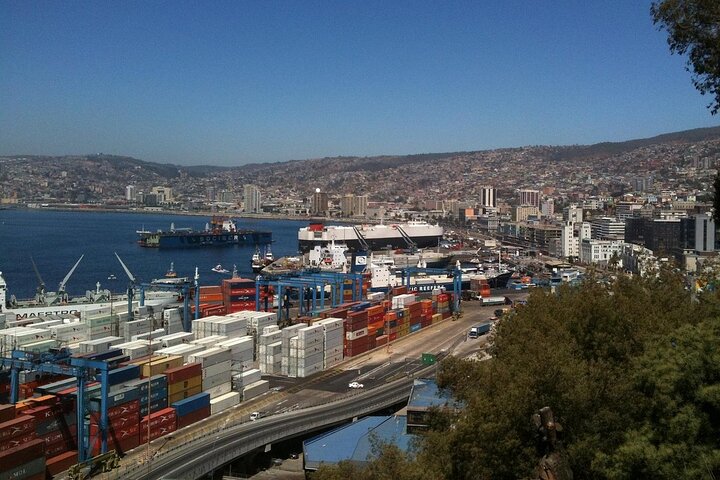Private Transport in Valparaiso to Airport or Hotel in Santiago