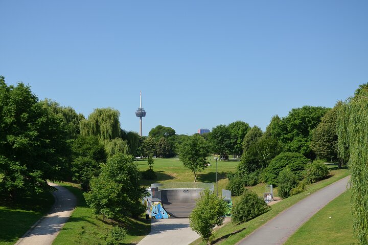 Cologne Highlights Walking Tour with your Private Tour Guide 3 h