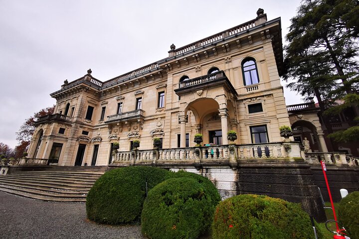 Small-Group Lake Como & Lugano: 2 Countries in 1 Day, Boat Cruise