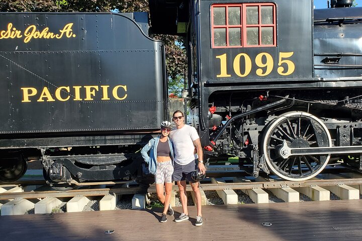 Kingston Bike Tours - Scenic Waterfront Ride