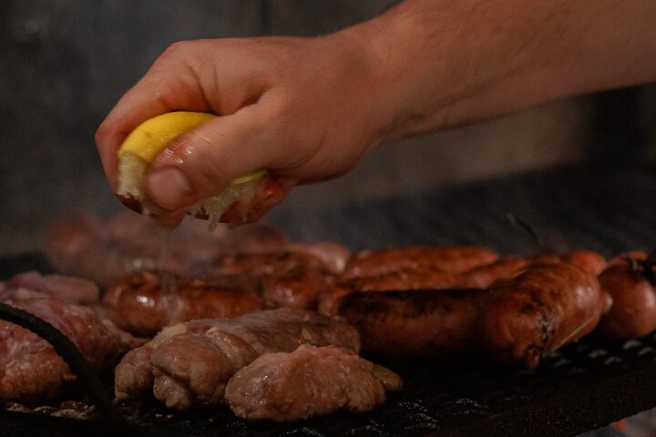 Roast and Empanadas Class with Wine |Mendoza|Braseando Experience