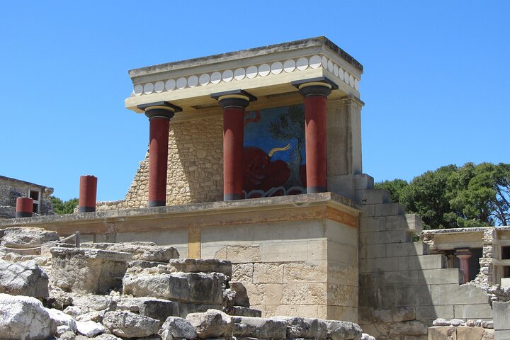 Knossos & Lasithi Plateau: Zeus Cave, Villages, Olive Oil Tour
