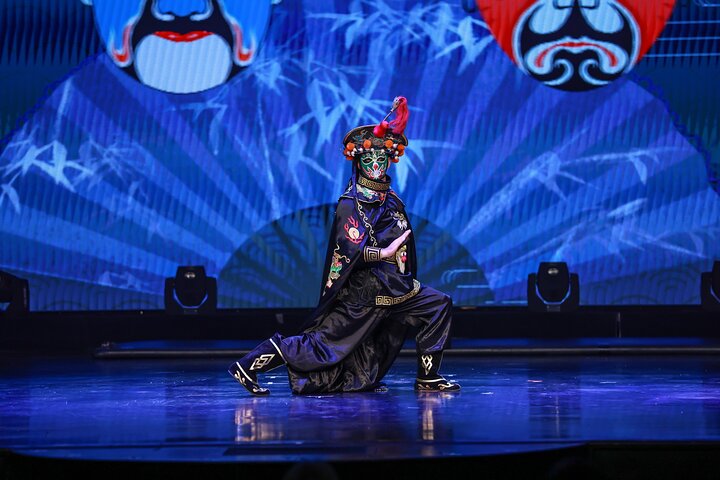 Amazing Acrobats: Grand Shanghai Circus Show in Branson