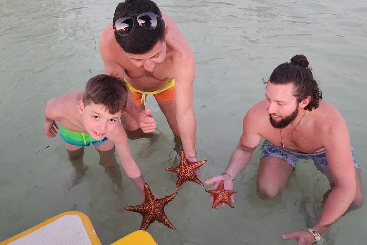 Private Boat Tours: Customize Your Grand Cayman Adventure!