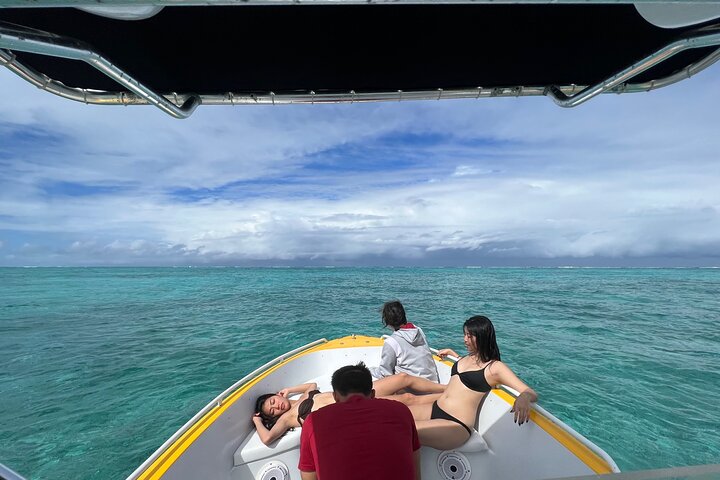 Private Boat Tours: Customize Your Grand Cayman Adventure!