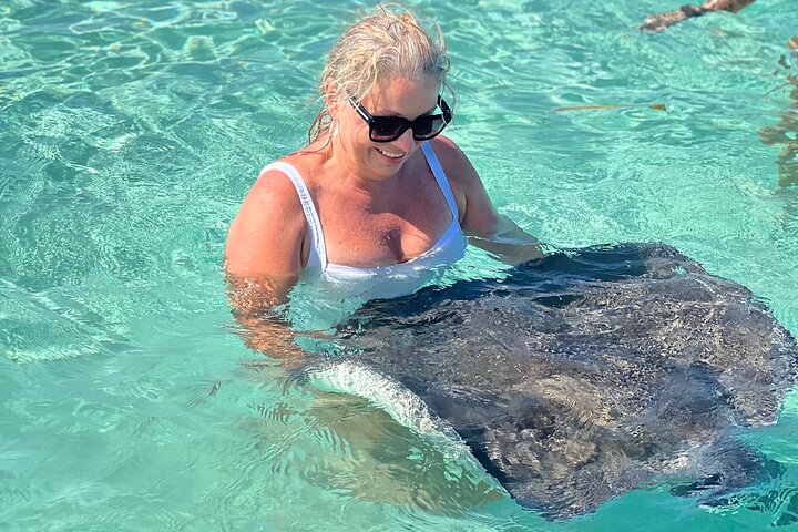 Private Boat Tours: Customize Your Grand Cayman Adventure!