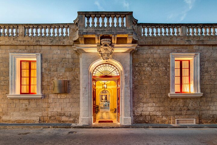 Guided Night Tour of Valletta Waterfront, Mdina and Rabat