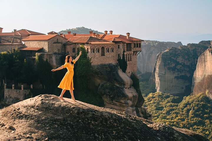 Meteora Panoramic Morning Small Group Tour with Local Guide