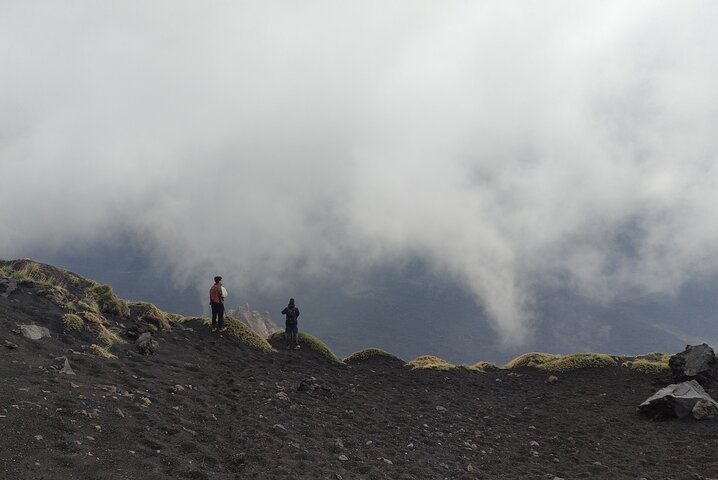 Etna Jeep OffRoad Tour: Lava Flows,Etna Wines,Lunch at 6,561 ft