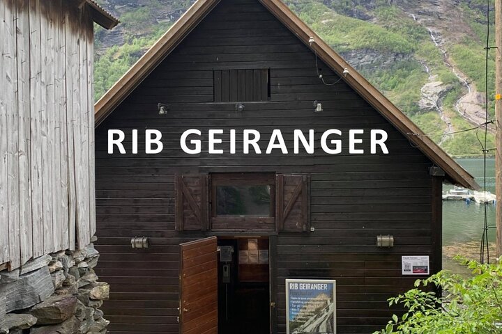Geiranger: RIB Fjordsafari Geirangefjord