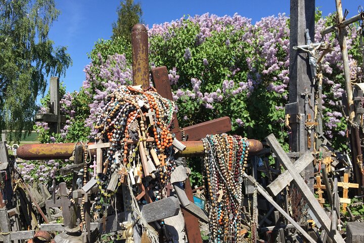 5,5 Hour Small Group Tour to Hill of Crosses from Riga