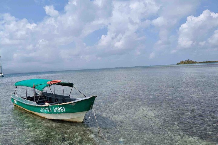 San Blas Islands - 2D/1N Private Beach Cabin + Meals + Boat Tour