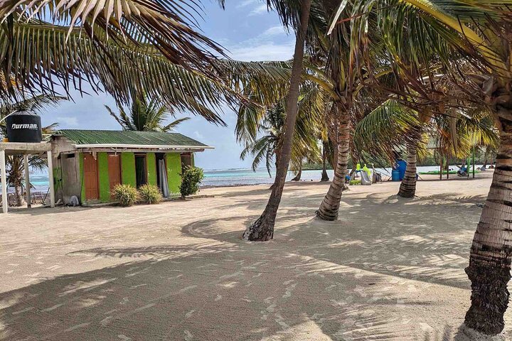 San Blas Islands - 2D/1N Private Beach Cabin + Meals + Boat Tour