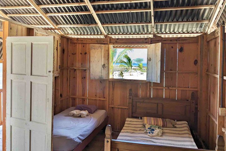 San Blas Islands - 2D/1N Private Beach Cabin + Meals + Boat Tour