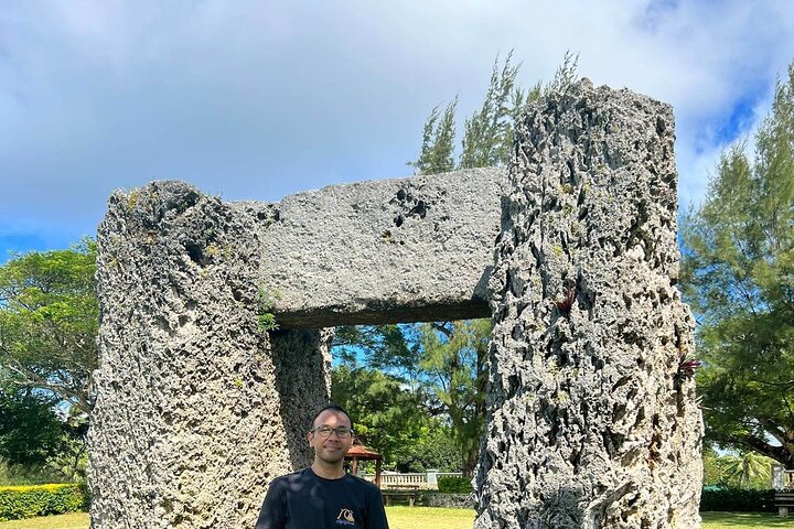 3-Hour Tongatapu East Coast and Anahulu Cave Tour