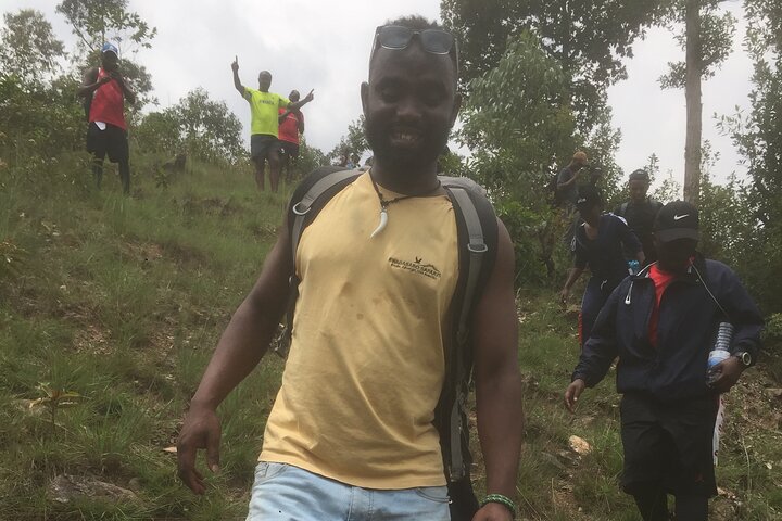 Rwanda Local Community Tour(Coffee, Cultural Village, Local food)