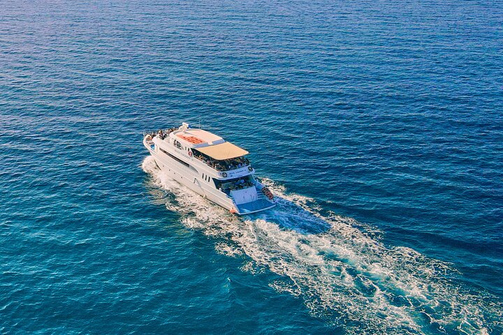 BLUE LAGOON BOAT TRIP | Waterslide | Music | Wine |