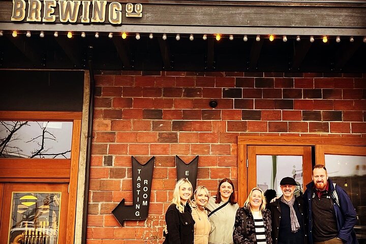 Kelowna: #1 Rated Walking Food Tour with 7 Tastings and 4 Drinks