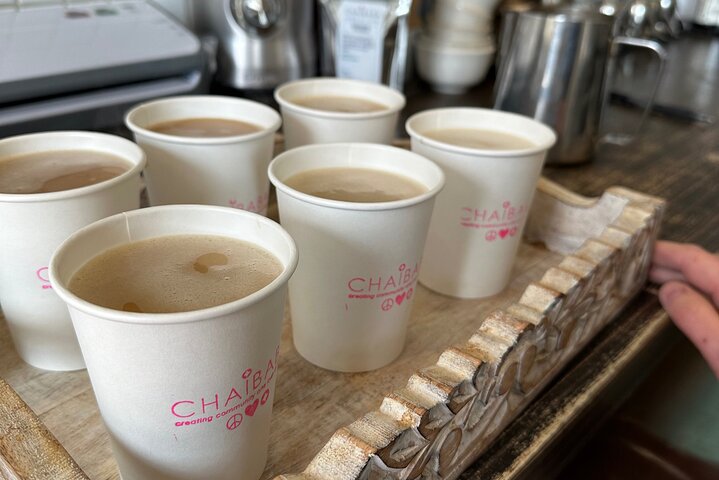 Kelowna: #1 Rated Walking Food Tour with 7 Tastings and 4 Drinks