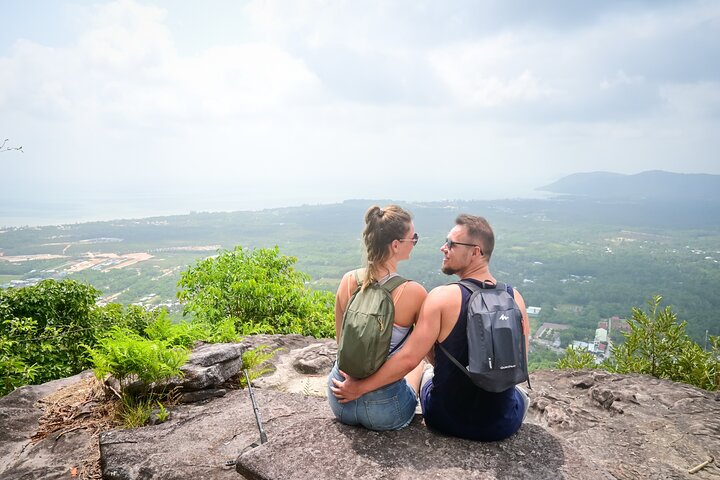 Trekking Tien Son Dinh Phu Quoc