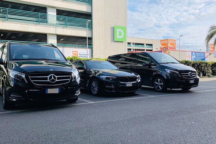 Brest Bretagne Airport (BES) to Brest-Round-Trip Private Transfer