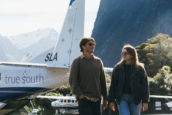 Milford Sound Fly-Cruise-Fly Tour from Queenstown