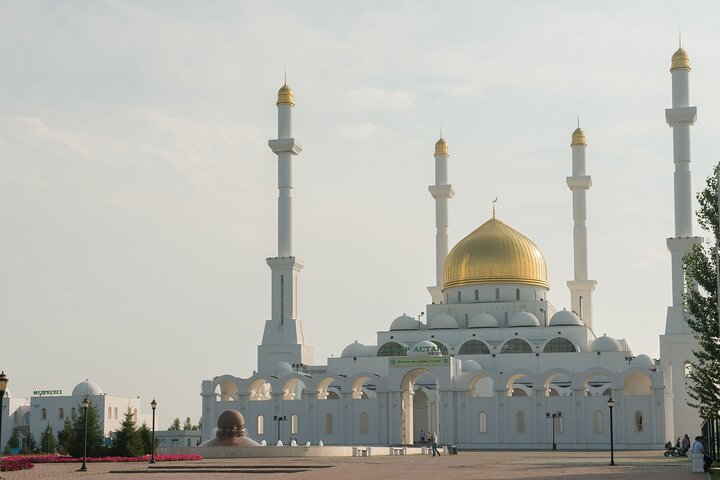 Astana Private Custom Walking Tour with A Local Guide