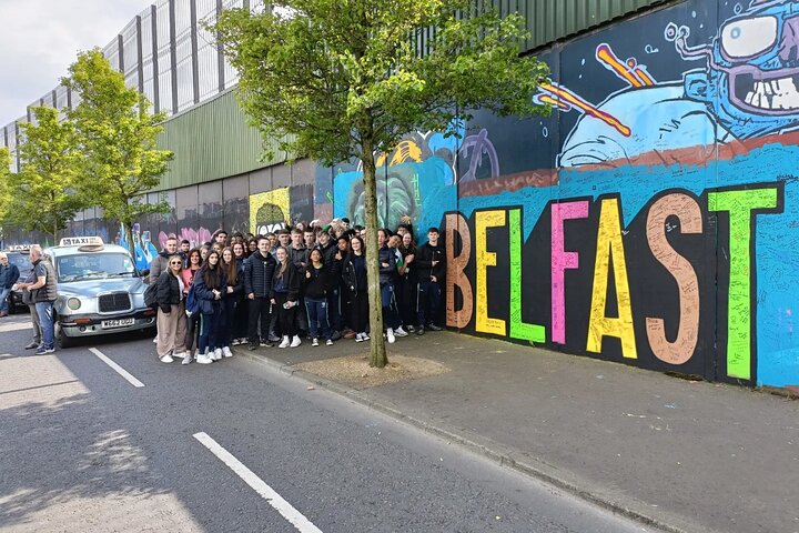 Private Black Taxi Belfast City Tour
