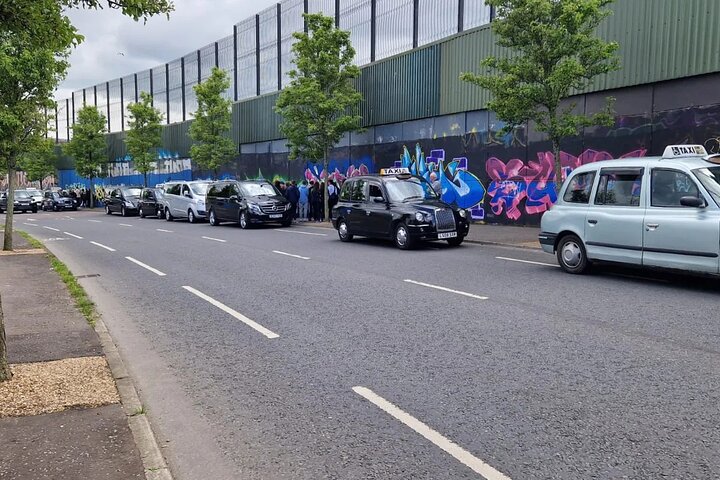 Private Black Taxi Belfast City Tour